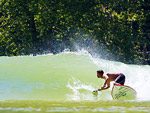 Искусственная волна в Испании Wavegarden